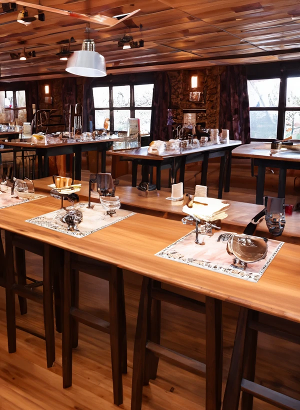 Restaurants, Bars & Pubs